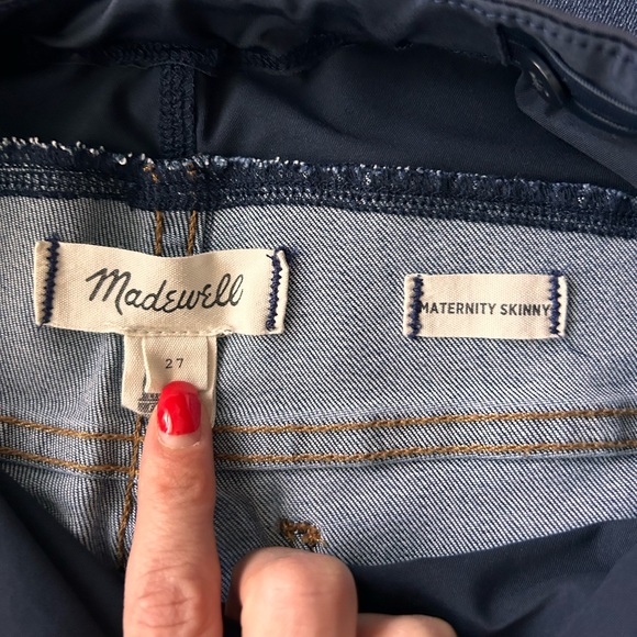 *SOLD* Maternity Skinny Jeans - Picture 4 of 6